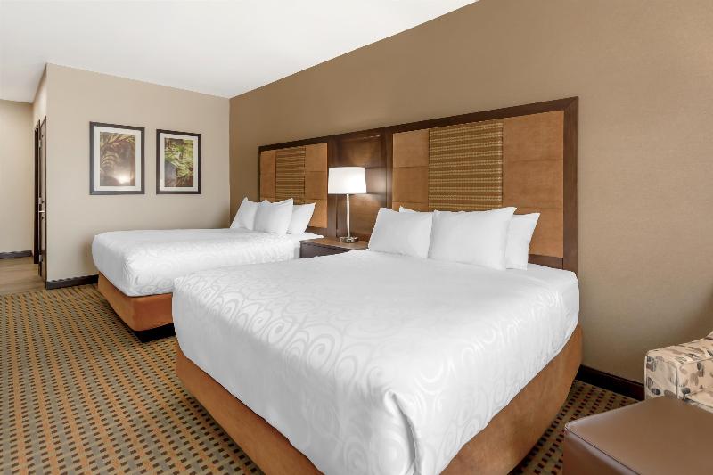 Best Western Plus Hinton Inn & Suites image