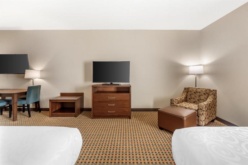 Best Western Plus Hinton Inn & Suites image