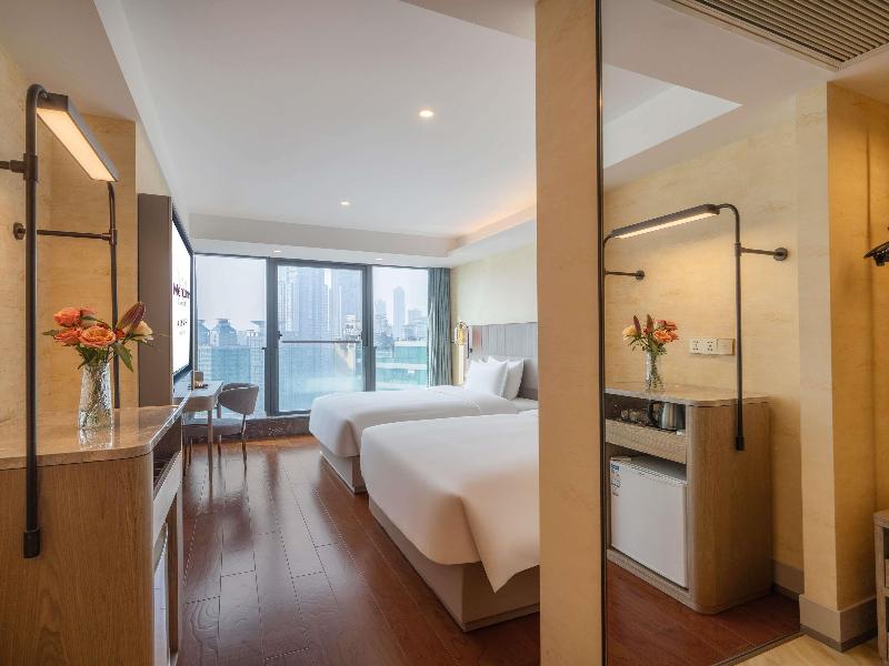 Mercure Chongqing Downtown image