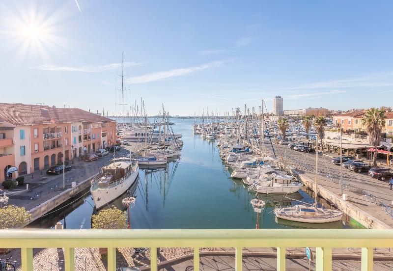 B&B HOTEL MARTIGUES Port de Bouc image