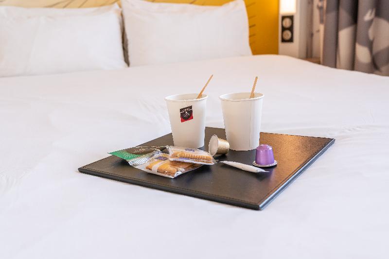 B&B HOTEL MARTIGUES Port de Bouc image