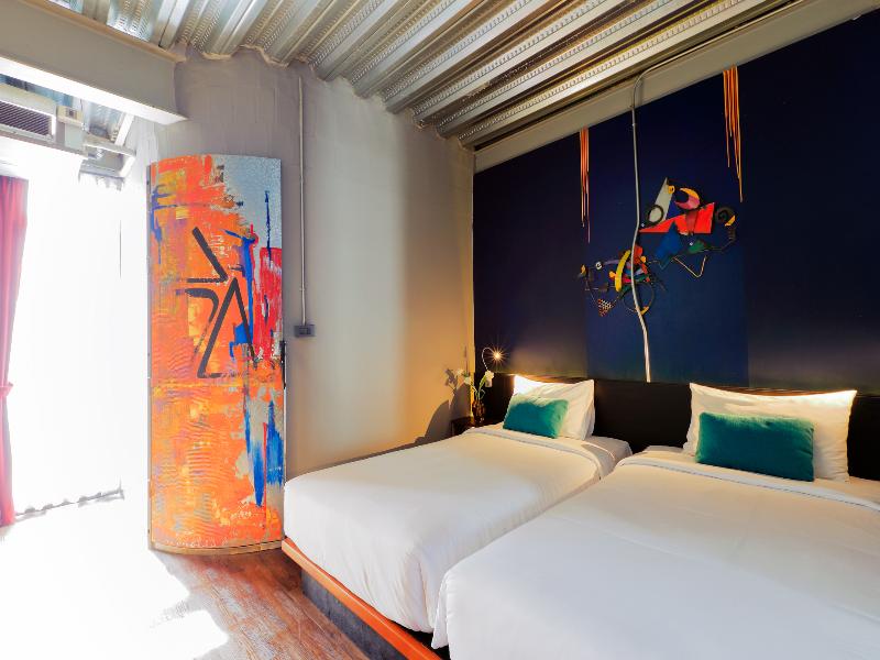 Mestyle Garage Hotel Bangkok image