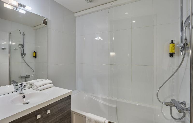 Appart Hotel Odalys City Paris Montmartre image