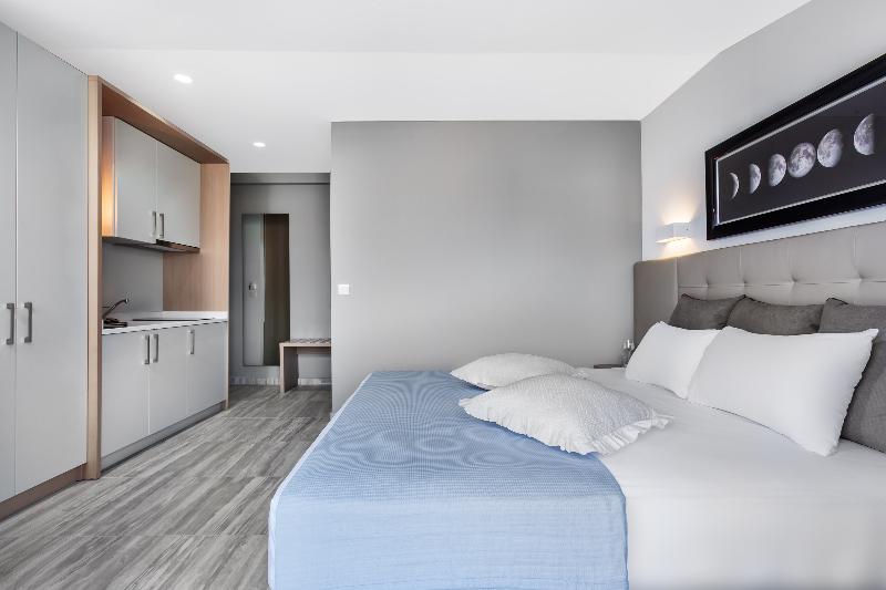 Nymphes Deluxe Accommodation image