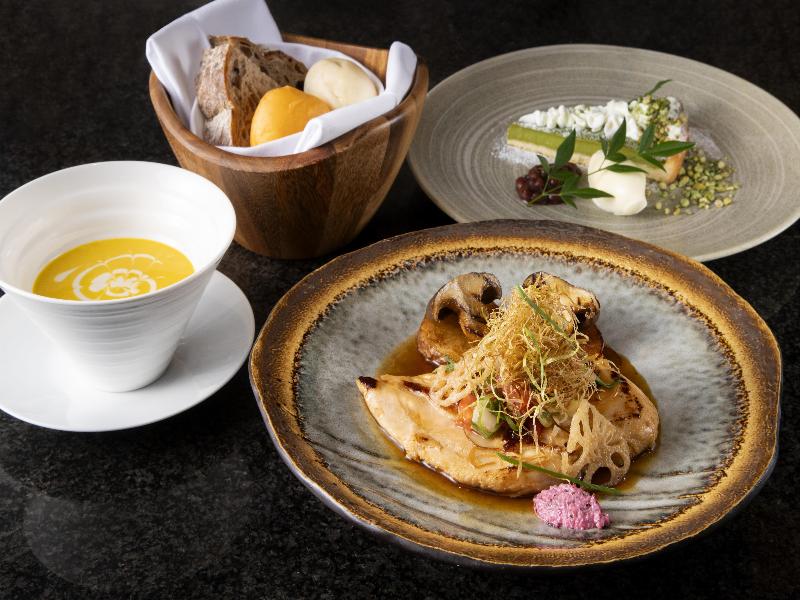 DoubleTree by Hilton Kyoto Station image