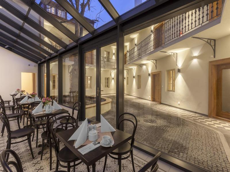 Hotel at The White Lily image
