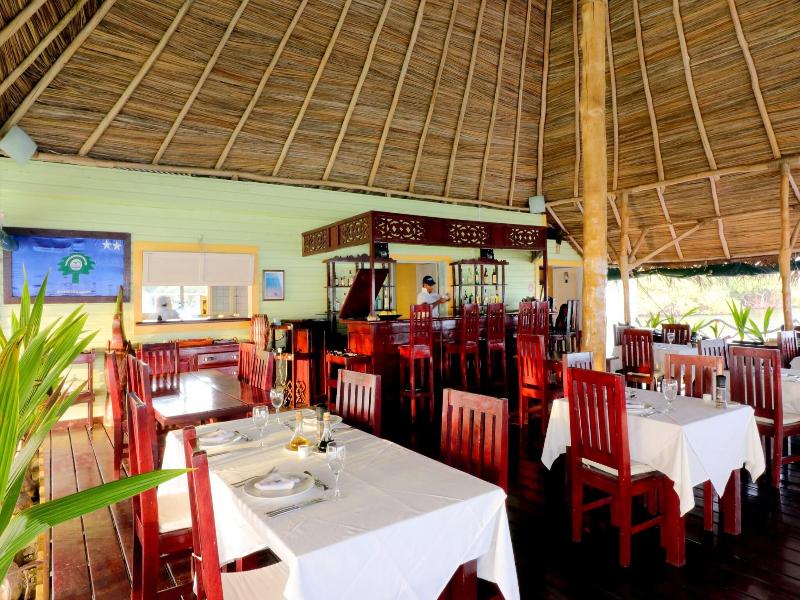 punta caracol acqua-lodge image