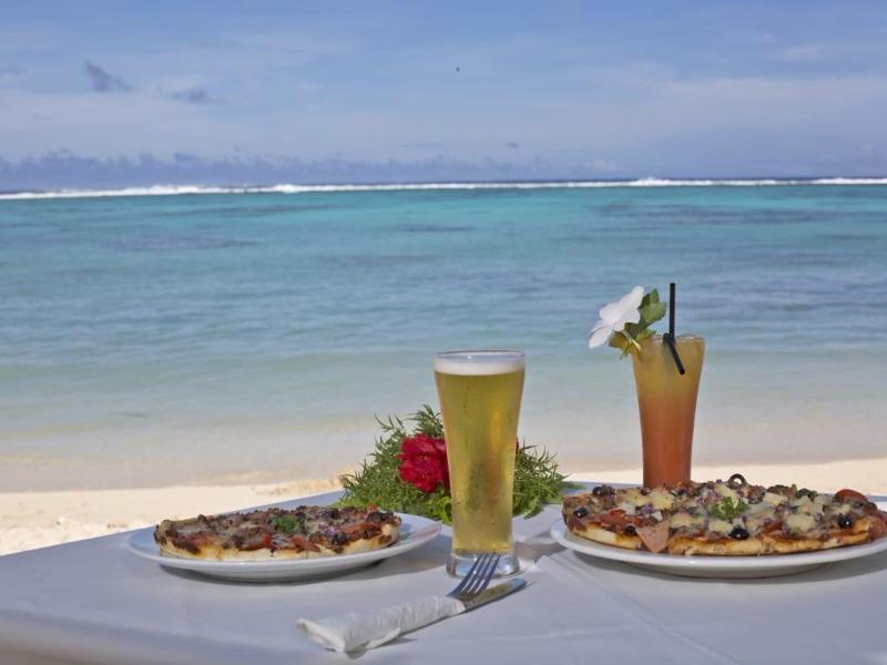 Moana Sands Beachfront Hotel image