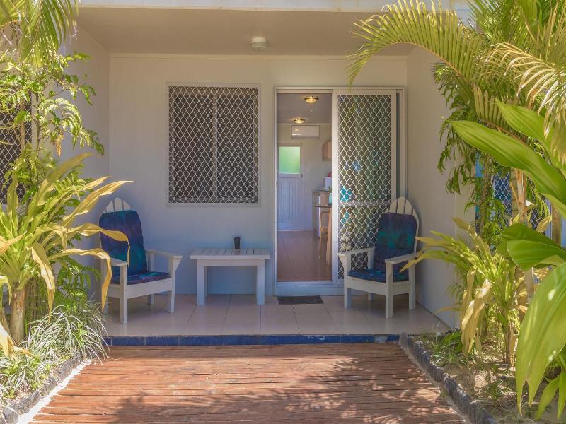 Moana Sands Beachfront Hotel image
