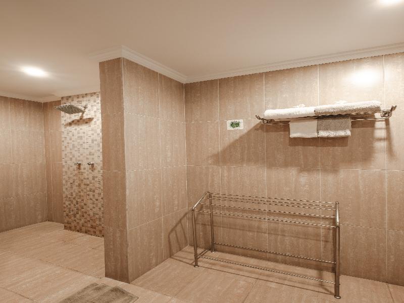 Brits Resort Lovina image