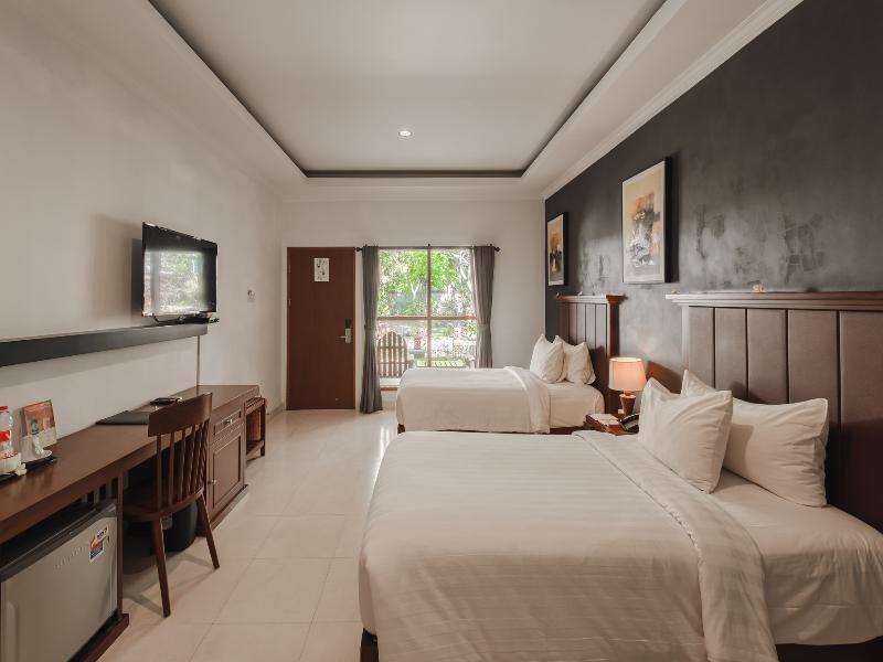 Brits Resort Lovina image