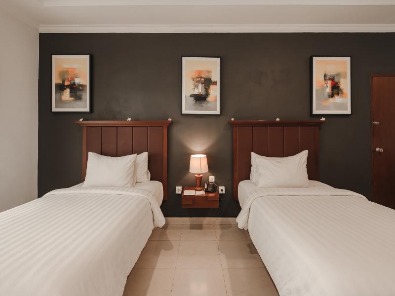 Brits Resort Lovina image