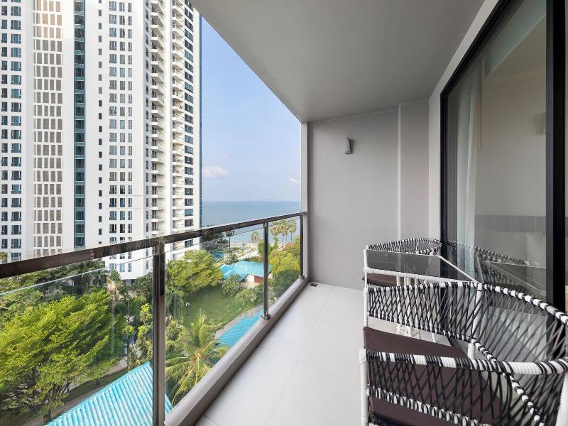 Mayaana Beach Resort Pattaya — view