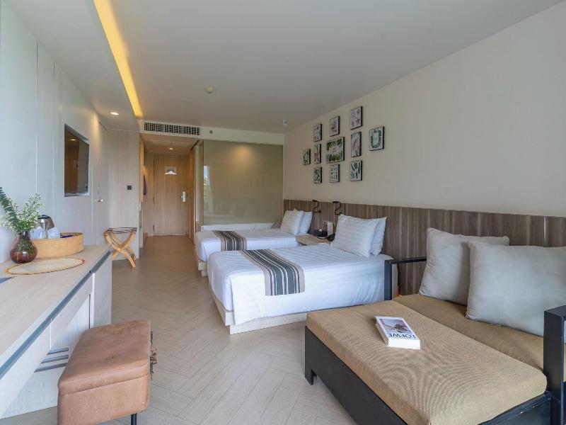 Mayaana Beach Resort Pattaya image