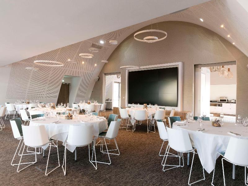 Hilton Garden Inn Bordeaux Centre image