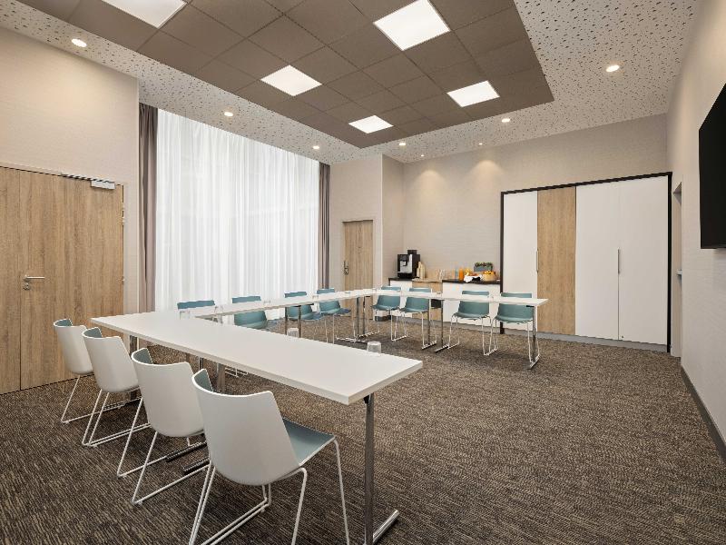 Hilton Garden Inn Bordeaux Centre image