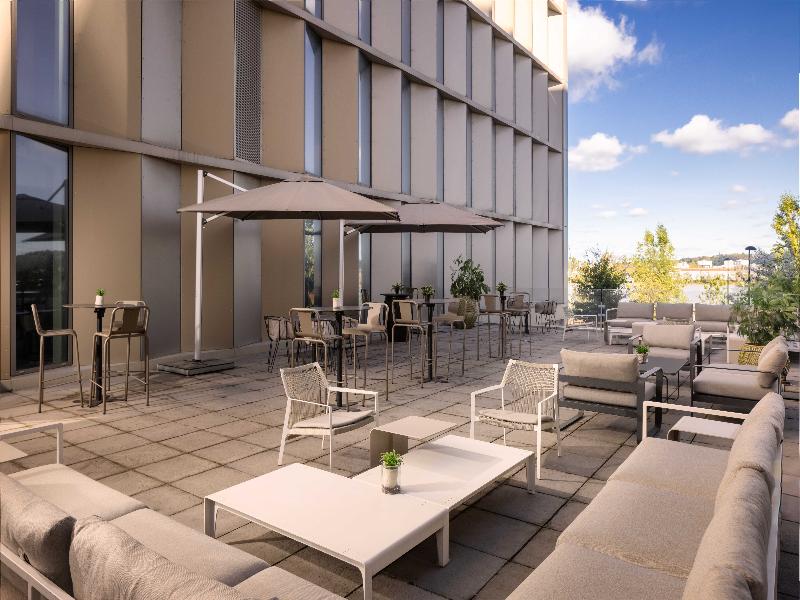 Hilton Garden Inn Bordeaux Centre — view