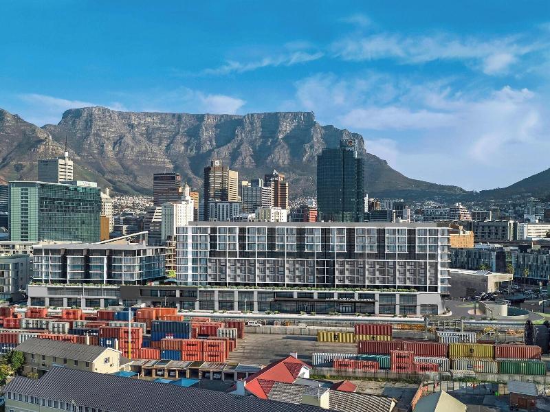 Ac Hotel Cape Town Waterfront image
