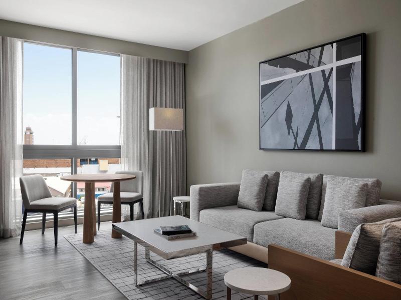 Ac Hotel Cape Town Waterfront image