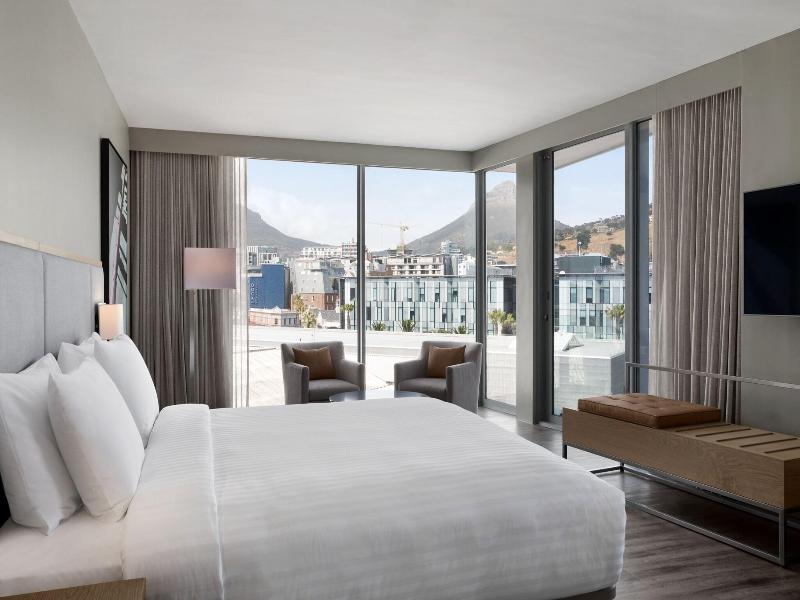 Ac Hotel Cape Town Waterfront image
