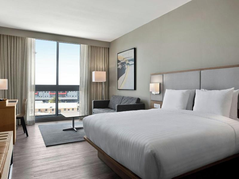Ac Hotel Cape Town Waterfront image