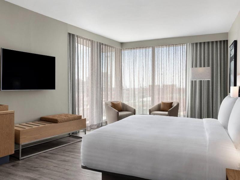 Ac Hotel Cape Town Waterfront image