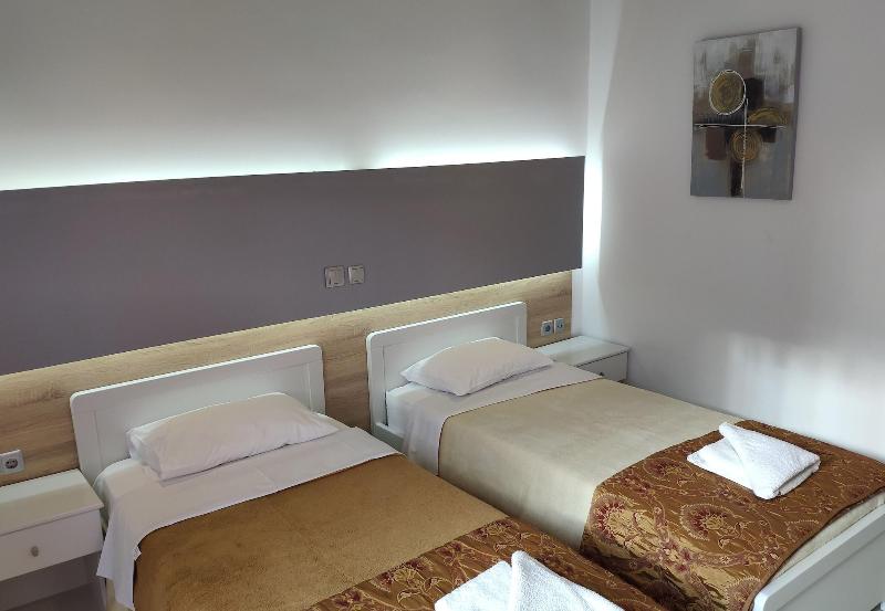 Marie Hotel image