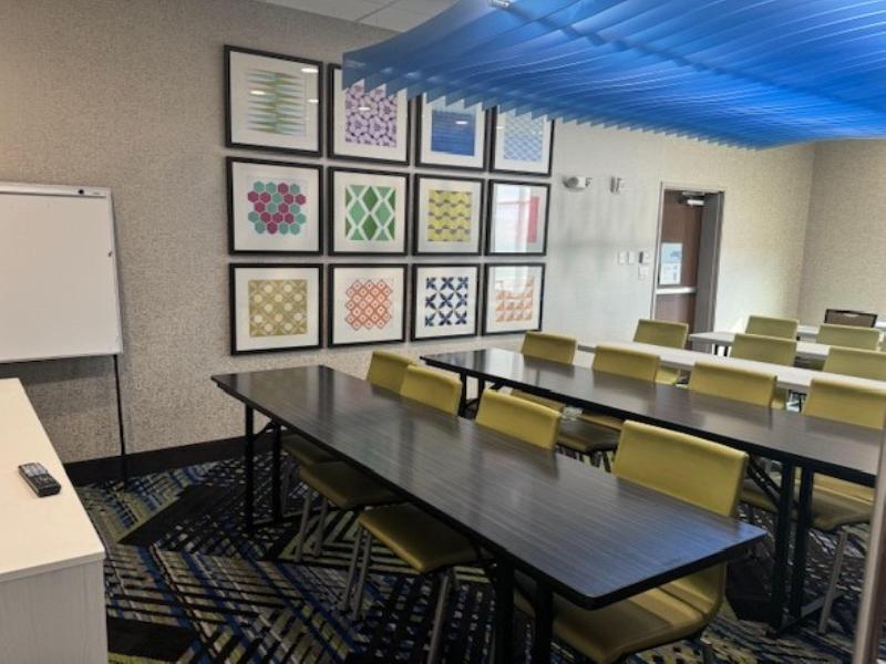 Holiday Inn Express Fort Worth North Northlake image