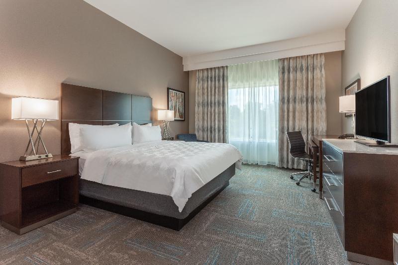 Holiday Inn & Suites Jefferson City By IHG image