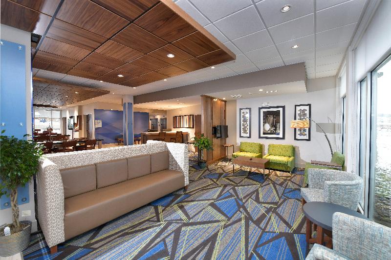 Holiday Inn Express & Suites Millersburg By IHG image