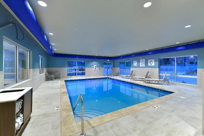 Holiday Inn Express & Suites Millersburg By IHG image