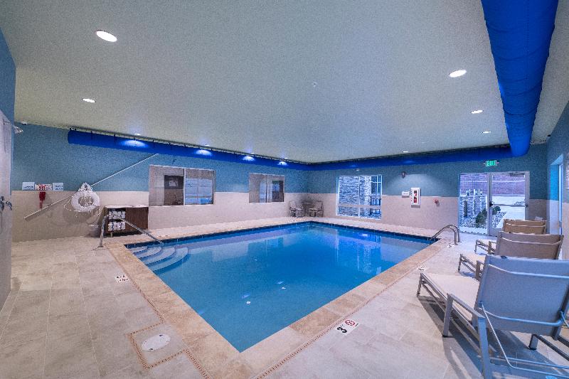 Holiday Inn Express & Suites Millersburg By IHG image