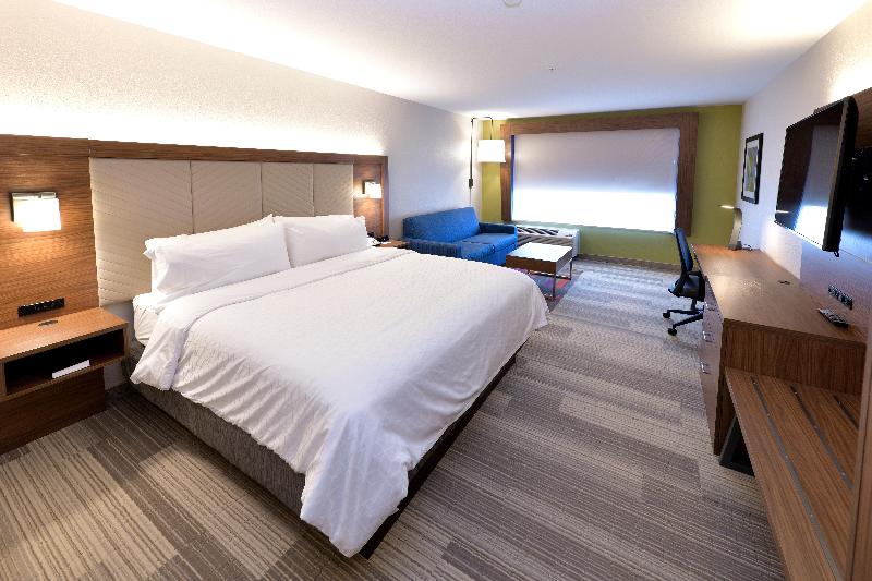 Holiday Inn Express & Suites Millersburg By IHG image
