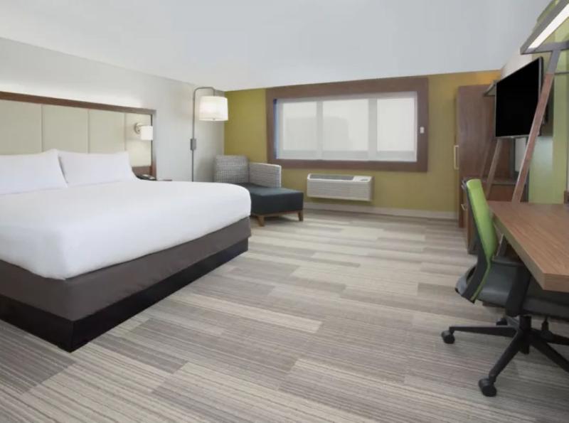 Holiday Inn Express & Suites Millersburg By IHG image