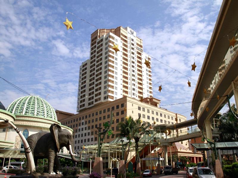 Resort Suites Hotel At Bandar Sunway image