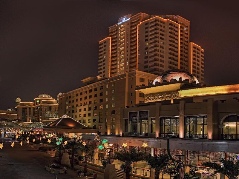 Resort Suites Hotel At Bandar Sunway image