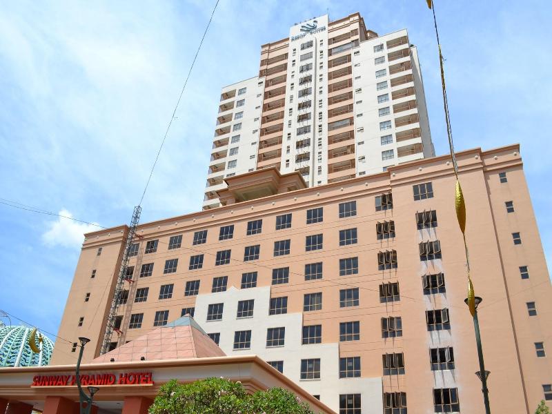 Resort Suites Hotel At Bandar Sunway image