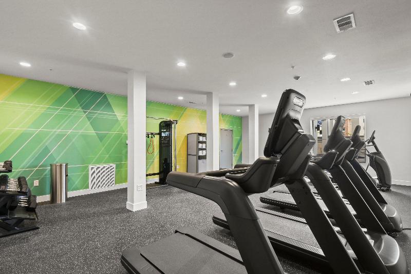 Holiday Inn Gonzales by IHG image