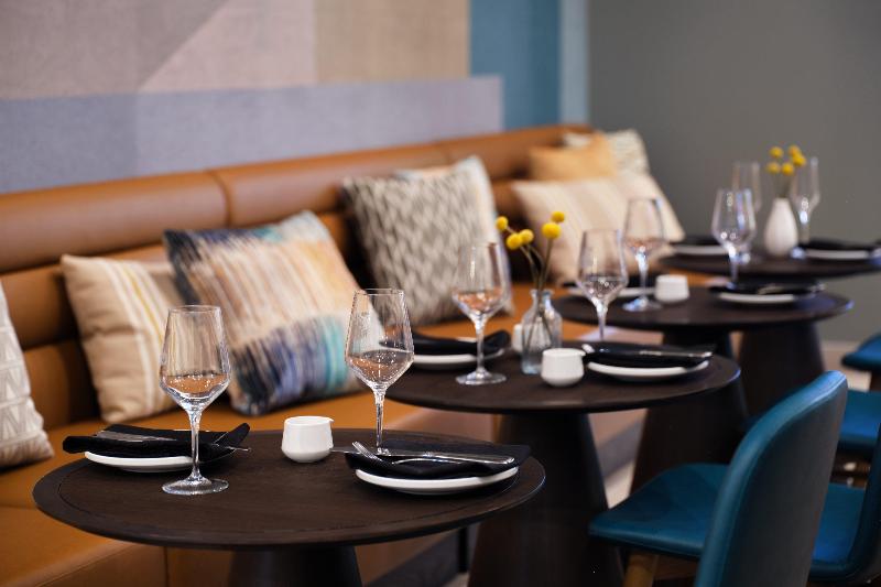 Holiday Inn Gonzales by IHG image