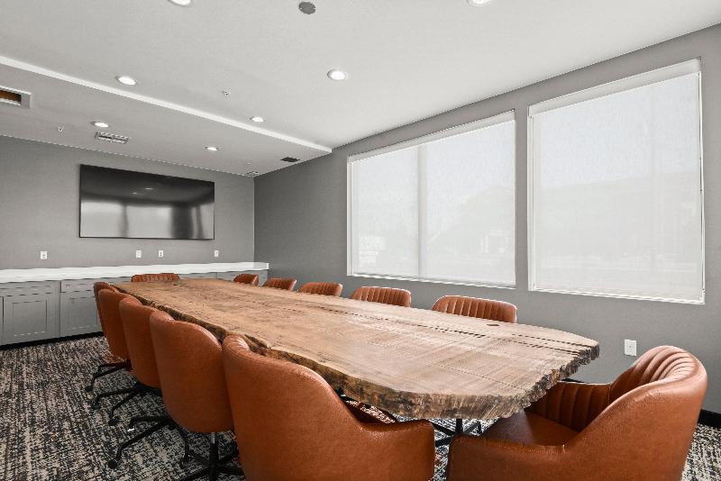 Holiday Inn Gonzales by IHG image