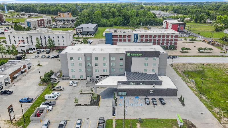 Holiday Inn Gonzales by IHG image