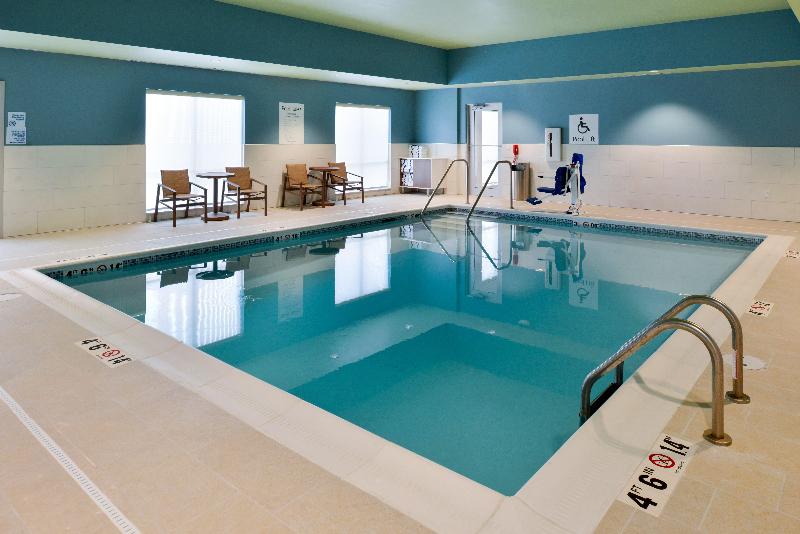 Holiday Inn Express & Suites Ottumwa By IHG image