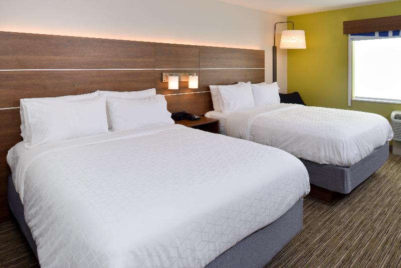 Holiday Inn Express & Suites Ottumwa By IHG image