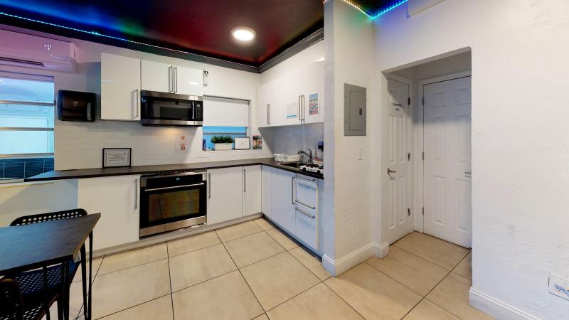 Miami Beach International Hostel image