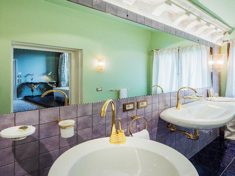 Hotel Heureka image