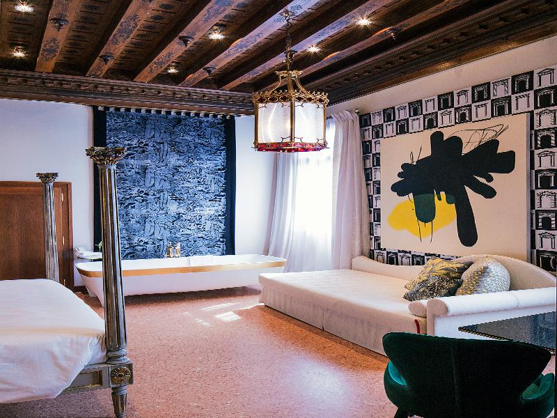Hotel Heureka image