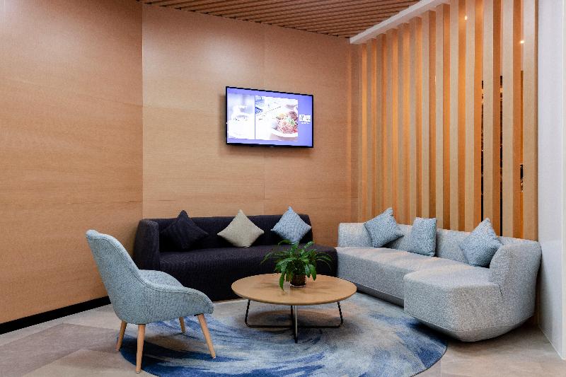 Holiday Inn Express Tianshui City Center image