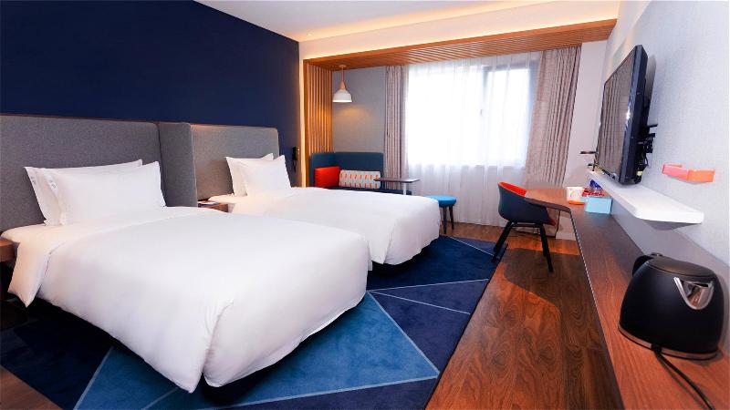 Holiday Inn Express Tianshui City Center image