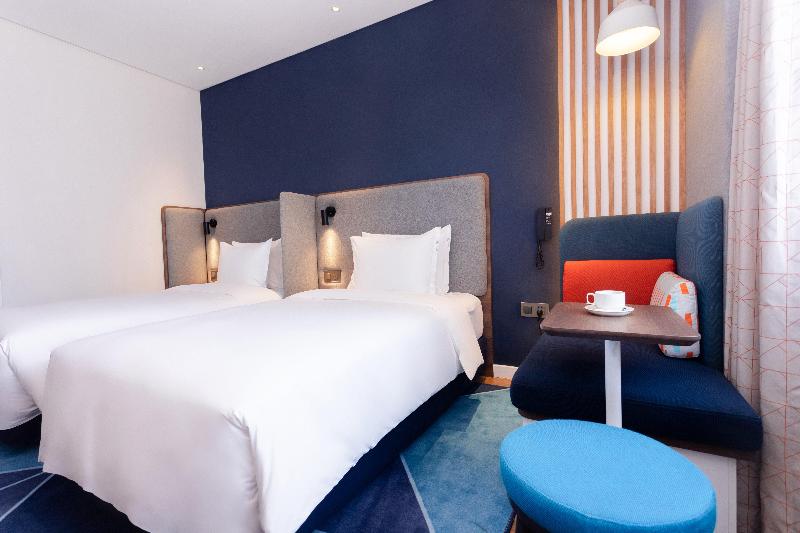Holiday Inn Express Tianshui City Center image