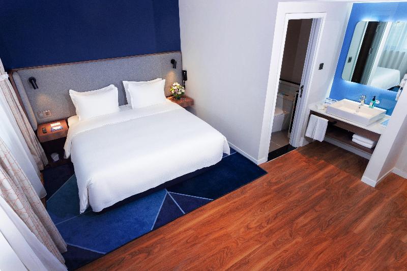 Holiday Inn Express Tianshui City Center image